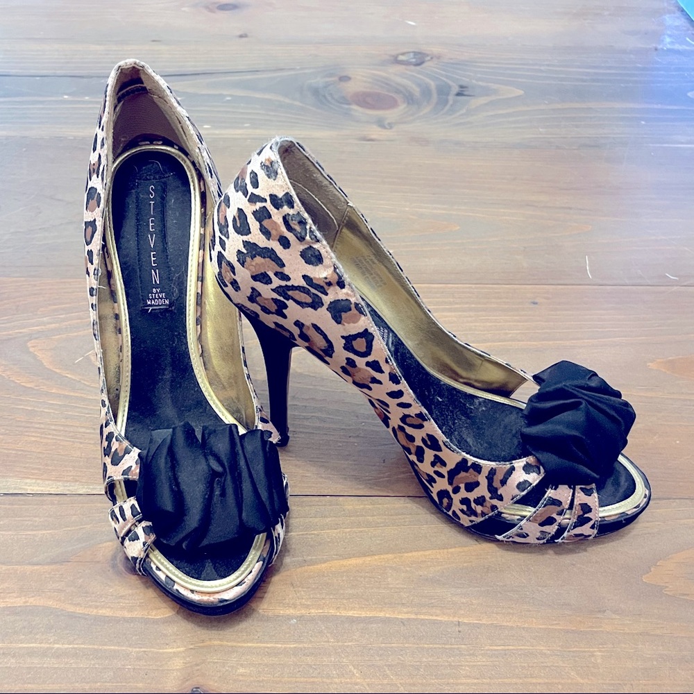 Steven. Leopard heels